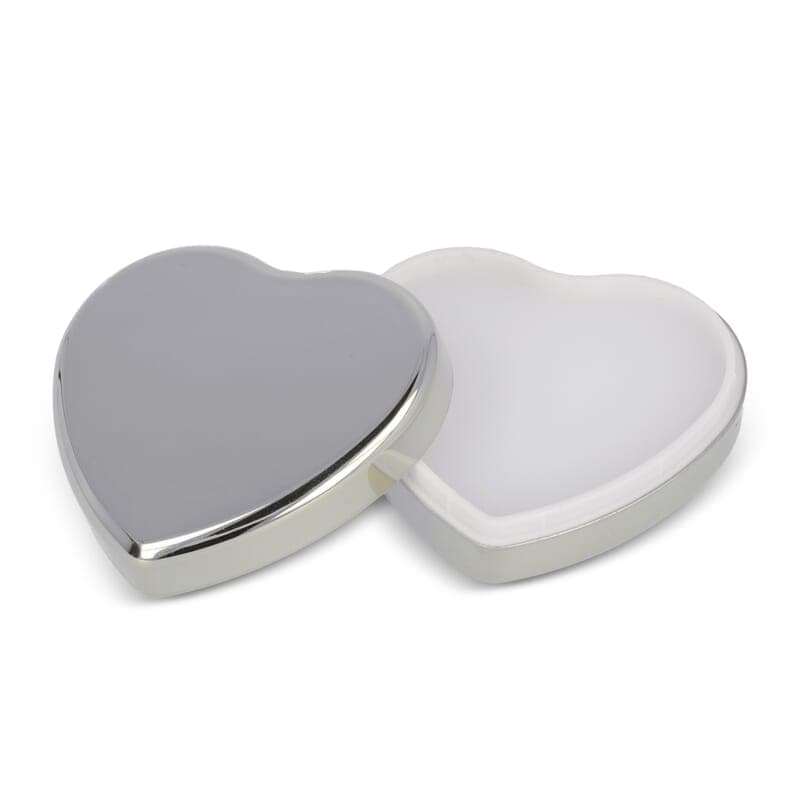 Baume à lèvres plat métallique en forme de cœur : Argent
